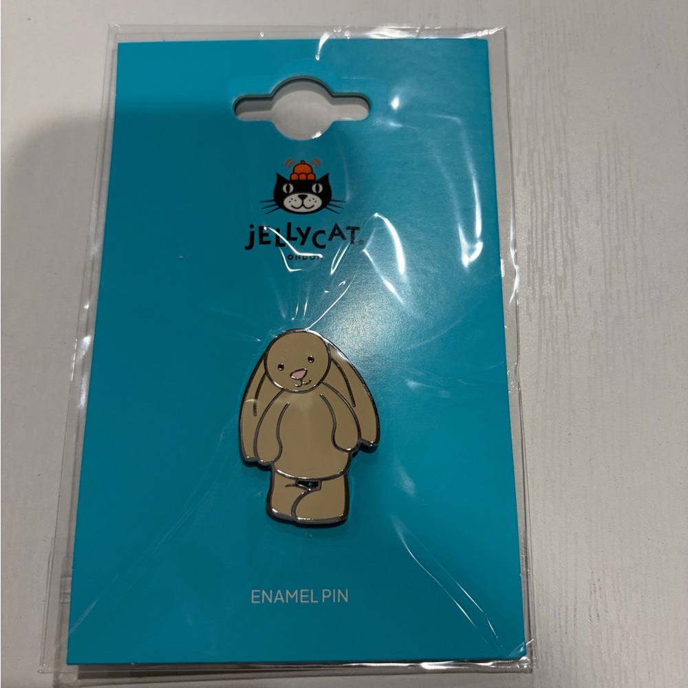 AUTHENTIC‼️ New Jellycat bashful bunny enamel pin Rare - Sealed- FAST SHIP